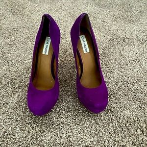 Steve Madden suede shoes